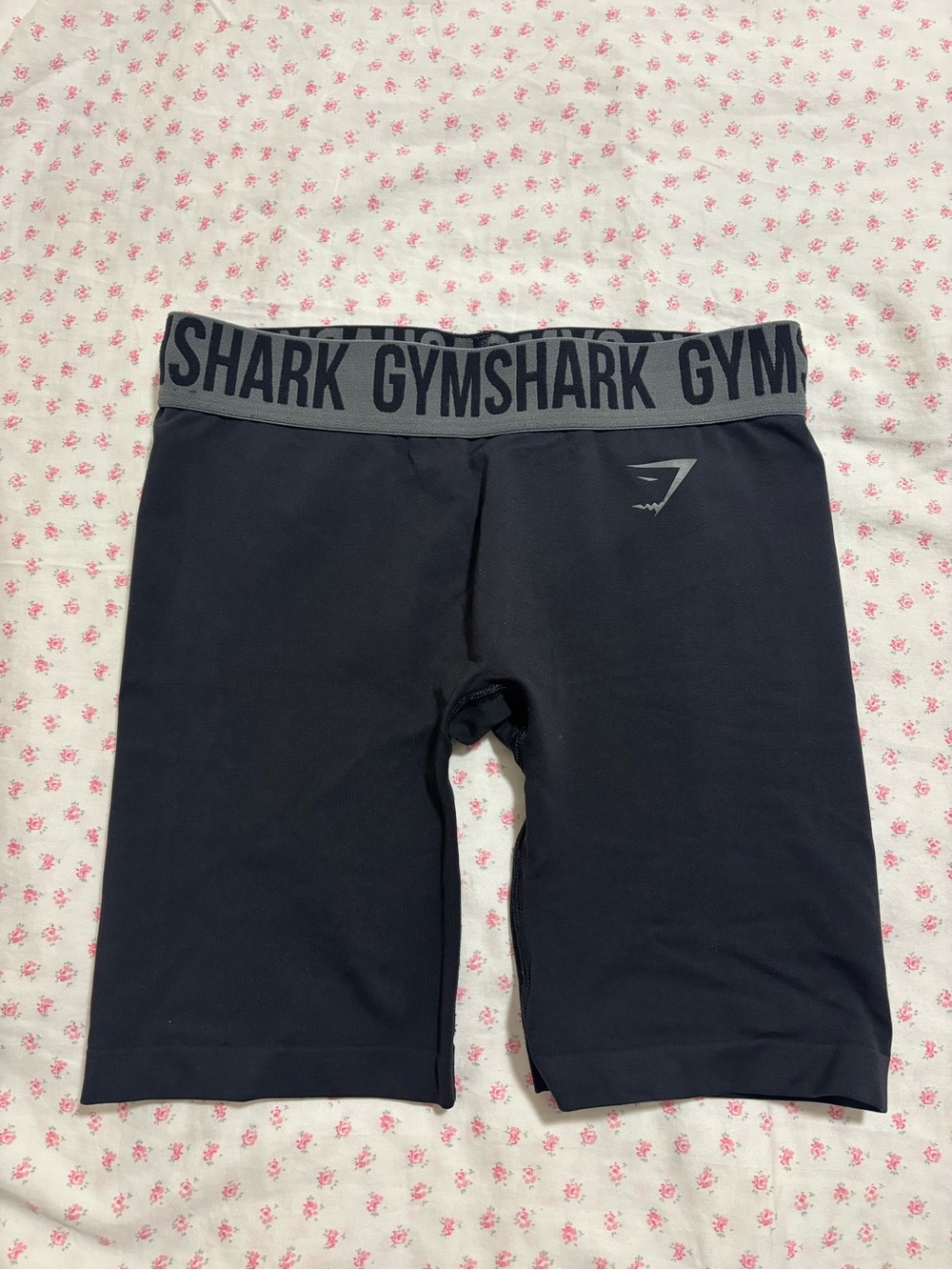 Gymshark black workout shorts 
Size S